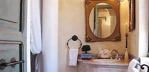 ** Hotel Trocadero Suites Guadalajara México